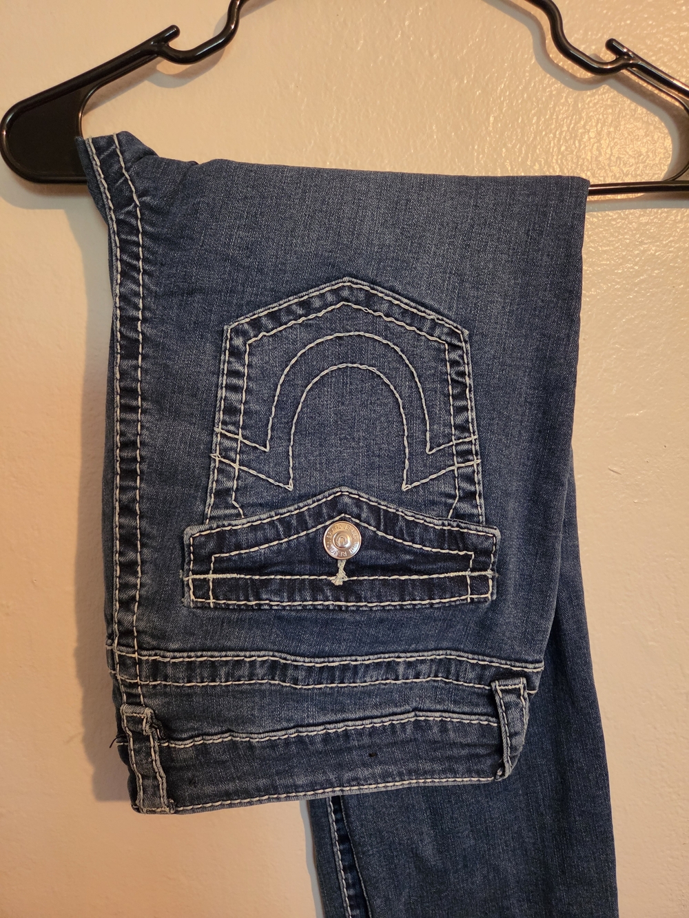 True Religion Women's Straight Leg Jeans in Dark Blue with White Stitching